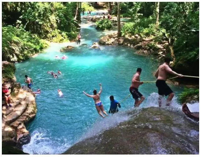 Zander'S Paradise @Mystic Apartment Ocho Rios Jamaica